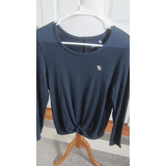 ABERCROMBIE KIDS LIGHT WEIGHT NAVY SWEATER WITH KNOTTED FRONT & LOGO 13/14 GIRLS - Picture 1 of 5